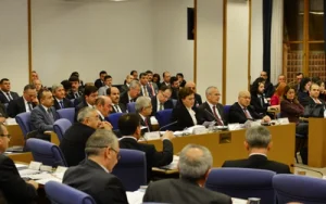 ÇŞB ile TKGM'nin 2016 bütçeleri kabul edildi.