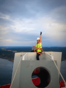 neslihan-uzun-yavuz-sultan-selim-koprusu-225x300-2 UZUN,”Harita mühendisleri ve teknikerleri bu projede her yerdeydiler.”