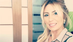 zuhal-balsari-eva-gayrimenkul-degerleme-300x172-3 Zuhal BALSARI'nın 17 yıllık gayrimenkul değerleme sektörü tecrübesi bulunuyor.